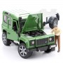 Land Rover z przyczepą minikoparką i figurką Zabawka Bruder 02593